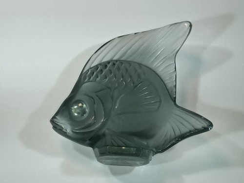 Lalique crystal fish sculpture - fish,